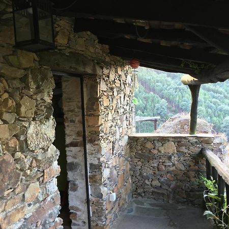 Casa Dos Livros Villa Talasnal Ngoại thất bức ảnh